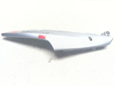 04-11 Suzuki V Strom DL650 DL650A Rear Right Tail Fairing Cover 45512-27G00