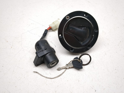 16-17 Victory Octane Ignition Fuel Cap Lock with Key Set 4014431-266