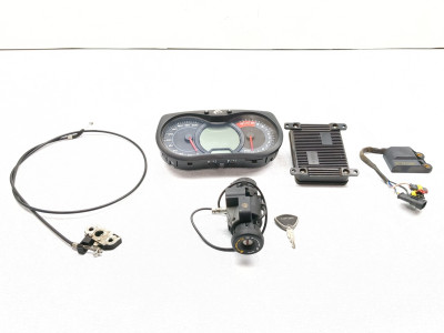 08-12 Can Am Spyder RT SE5 Regulator Speedometer Ignition Latch with Key Set