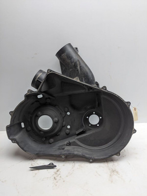 20-24 Kawasaki KRX KRF Teryx 1000 Front Left CVT Belt Case 32099-0795 CRACKED
