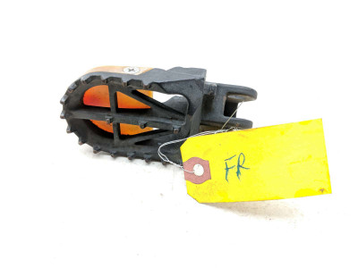 09 Suzuki DRZ400SM DRZ 400 Front Right Driver Foot Peg