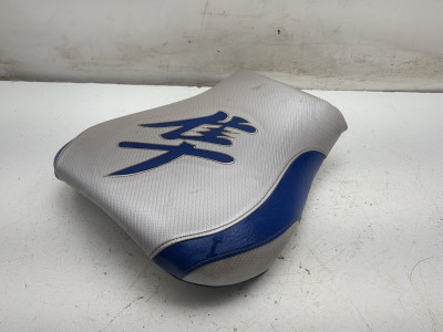ファミコンソフト 99-07 Suzuki Hayabusa GSX1300R Rear Passenger Seat 45300-24F10