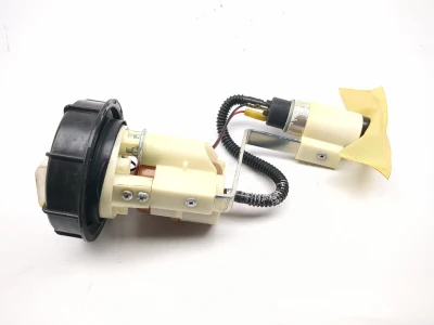 06-11 Piaggio MP3 250 Fuel Pump Assembly