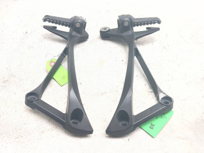 パーツ PPAP 12-25 Kawasaki Ninja ZX14 ZX1400 Rear Left Passenger Foot Peg