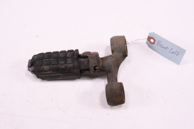 81 Yamaha Seca XJ 750 Front Left Driver Foot Peg