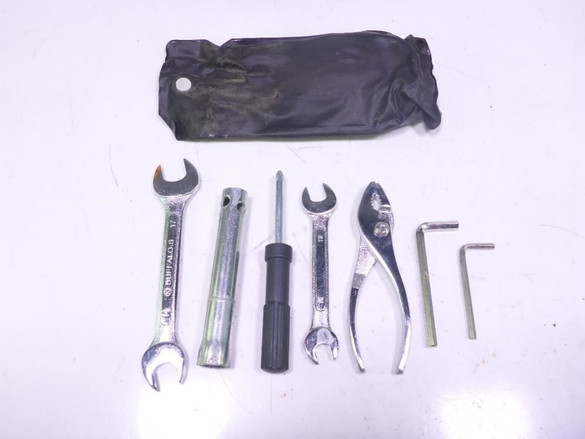 08 Hyosung Avitar GV 650 Tools Tool Kit Case - Sun Coast