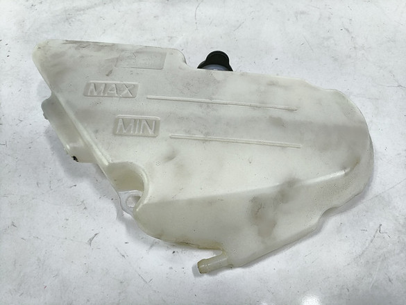 11 Triumph Thunderbird 1700 Coolant Overflow Reservoir Bottle Tank 11 Triumph Thunderbird 1700 Coolant Overflow Reservoir Bottle Tank
