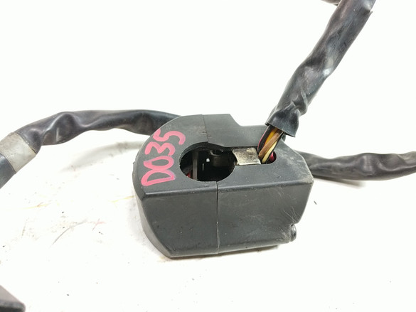 06 07 KAWASAKI ZX10 ZX10R Right Control Switch Start Stop 06 07 KAWASAKI ZX10 ZX10R Right Control Switch Start Stop