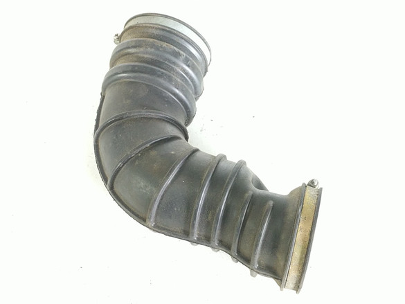 05 Triumph Rocket 3 III Intake Air Tube Duct 2202209 05 Triumph Rocket 3 III Intake Air Tube Duct 2202209