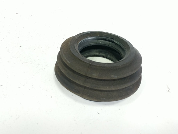 04 BMW R1150GS R1150 GS Drive Shaft Boot Rubber 33.17-2332993 04 BMW R1150GS R1150 GS Drive Shaft Boot Rubber 33.17-2332993