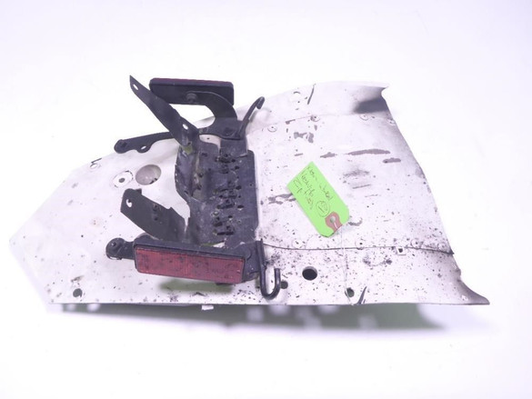 05 06 Kawasaki Z 750 ZR750 Under Tail Fairing Plate Tag Mount 35023-0044 DAMAGED TRSH DV 05 06 Kawasaki Z 750 ZR750 Under Tail Fairing Plate Tag Mount 35023-0044 DAMAGED TRSH DV