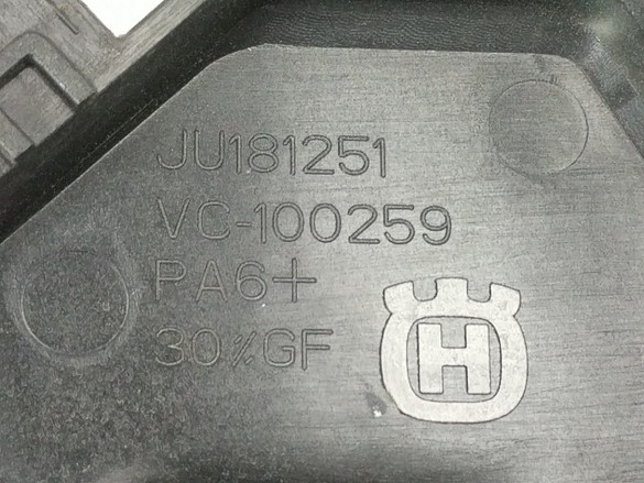 20 Husqvarna Svartpilen Vitpilen 401 ABS Module Cover Plastic JU81251 20 Husqvarna Svartpilen Vitpilen 401 ABS Module Cover Plastic JU81251