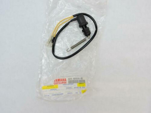 Yamaha Stop Switch Assembly XV700 XV750 XV1000 XV1100 W16901 - 42X-82530-02 Yamaha Stop Switch Assembly XV700 XV750 XV1000 XV1100 W16901 - 42X-82530-02