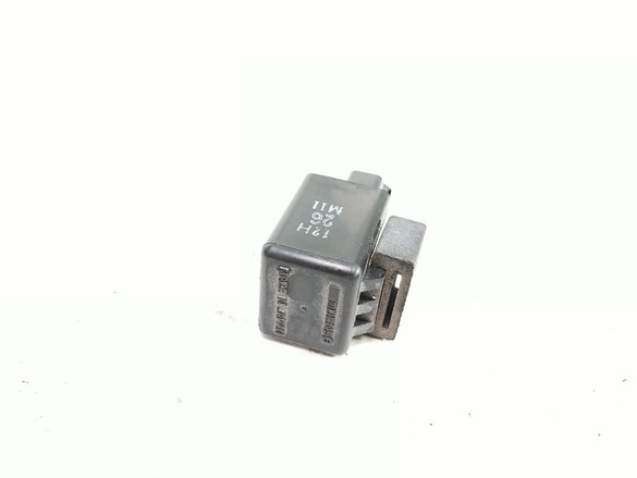 07 Honda VFR 800 Interceptor Flasher Relay 066500-4020 07 Honda VFR 800 Interceptor Flasher Relay 066500-4020