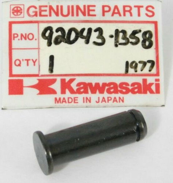 KAWASAKI 1987-2017 Vulcan 400 500 800 900 1500 OEM Footrest Pin 92043-1358