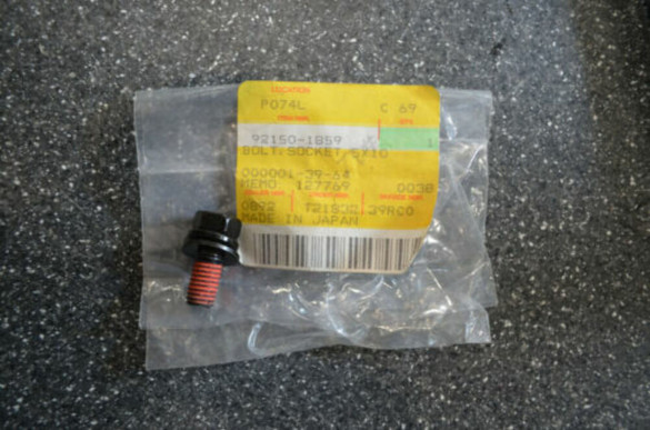 OEM KAWASAKI SOCKET BOLT 5X10 #92150-1859 95-05 KDX200 OEM KAWASAKI SOCKET BOLT 5X10 #92150-1859 95-05 KDX200