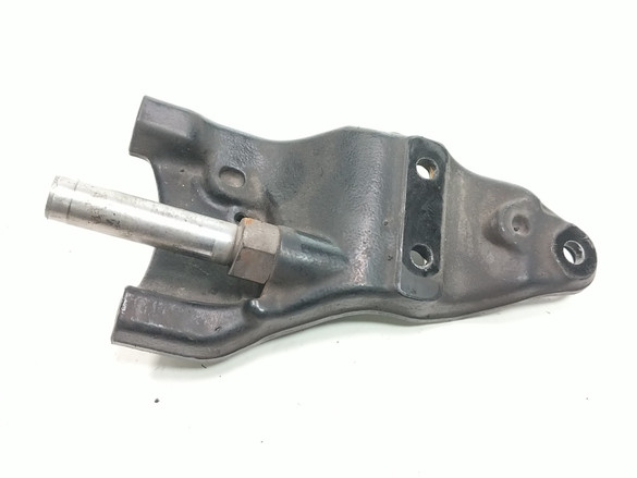 15 Triumph Thunderbird LT 1700 Pegs Front Right Mount Bracket 15 Triumph Thunderbird LT 1700 Pegs Front Right Mount Bracket