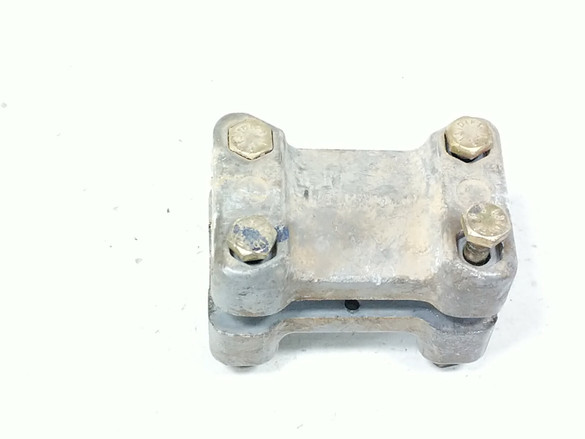 17 Polaris Sportsman 850 High Lifter Handlebar Riser Clamp