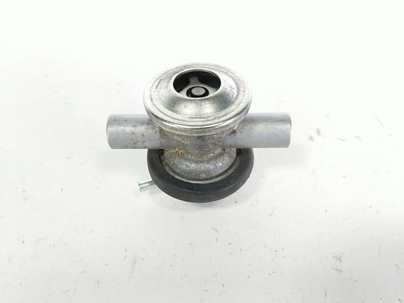05-08 Kawasaki ZZR 600 Breather Air Valve 135200-1750
