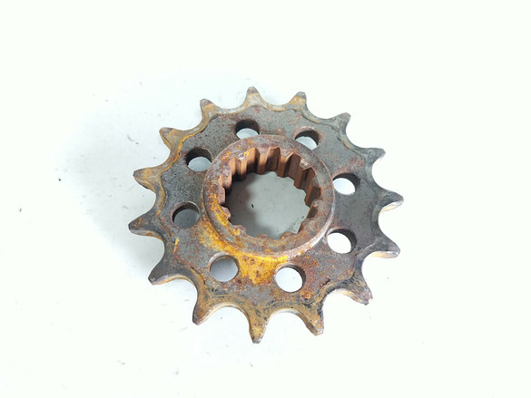 06 07 Honda CBR1000RR CBR 1000 Front Drive Gear Sprocket 06 07 Honda CBR1000RR CBR 1000 Front Drive Gear Sprocket