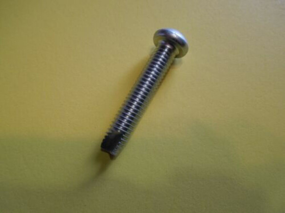 HARLEY DAVIDSON 4047 TAPPING TORX SCREW OEM QTY3 HARLEY DAVIDSON 4047 TAPPING TORX SCREW OEM QTY3