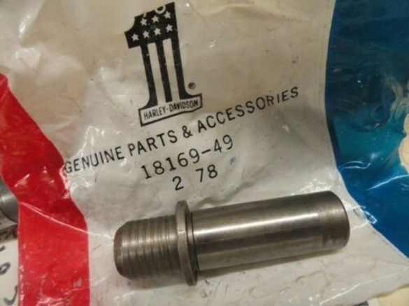 1948-1979 Harley Davidson FL FX Panhead Shovelhead Valve Guide OEM 18169-49