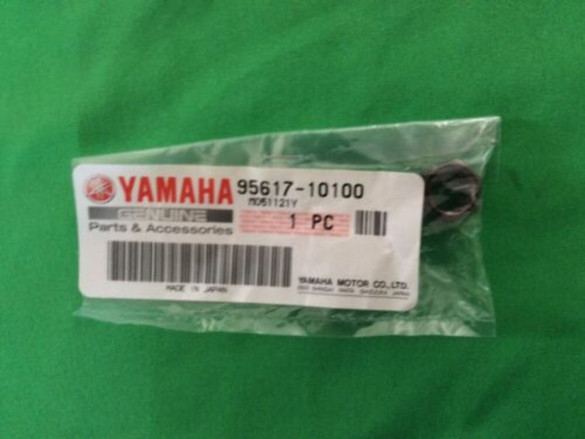 Yamaha OEM 95617-10100 Yamaha OEM 95617-10100