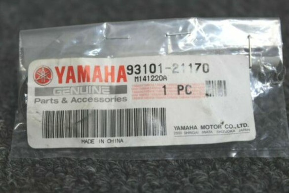 Genuine OEM Yamaha Clutch Seal 93101-21170 QTY2 Genuine OEM Yamaha Clutch Seal 93101-21170 QTY2