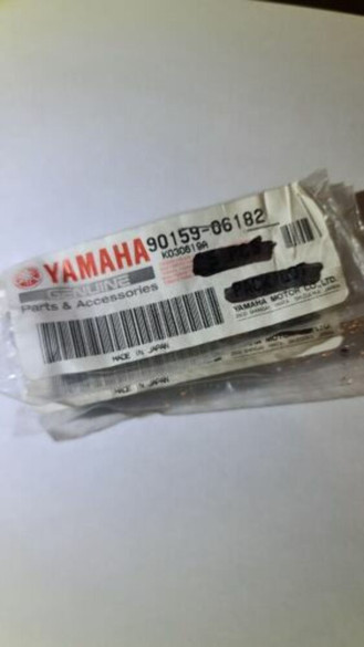 Yamaha OEM Fender Screw with Washer 90159-06182 YZ BW TTR WR Genuine New