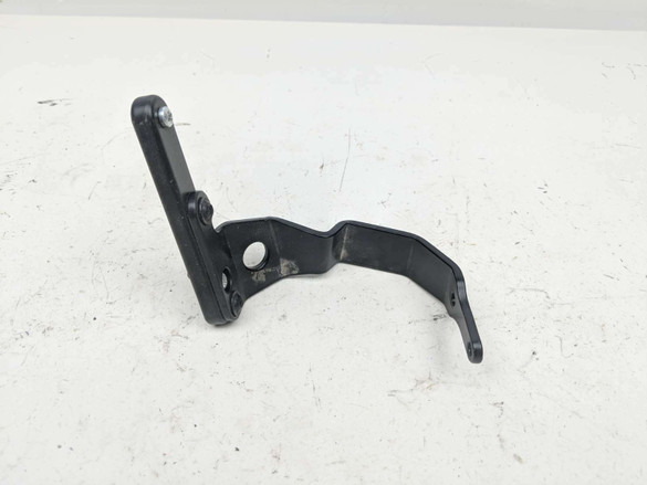 16 Kawasaki KLZ 1000 Versys Mount Bracket (B) 16 Kawasaki KLZ 1000 Versys Mount Bracket (B)