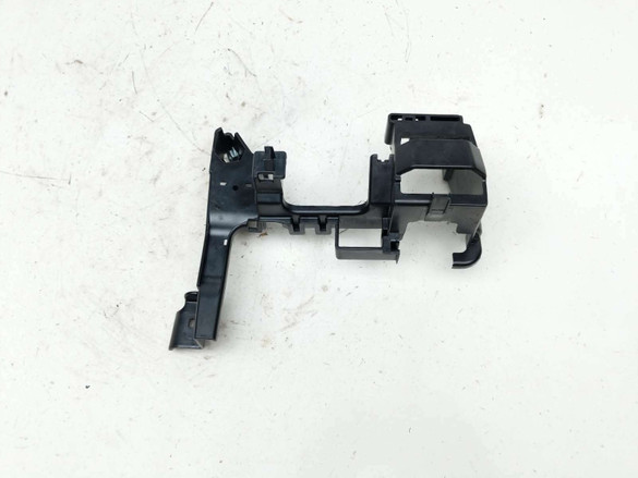 21 KTM 200 Duke Cross Bar Cover Mount Bracket