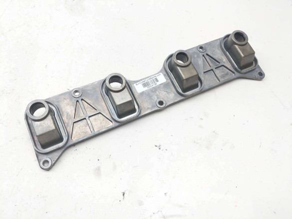 10 Kawasaki Ninja ZX10R ZX10 Gas Fuel Injector Top Rail Mount Bracket TRSH DV look cm 10 Kawasaki Ninja ZX10R ZX10 Gas Fuel Injector Top Rail Mount Bracket TRSH DV look cm