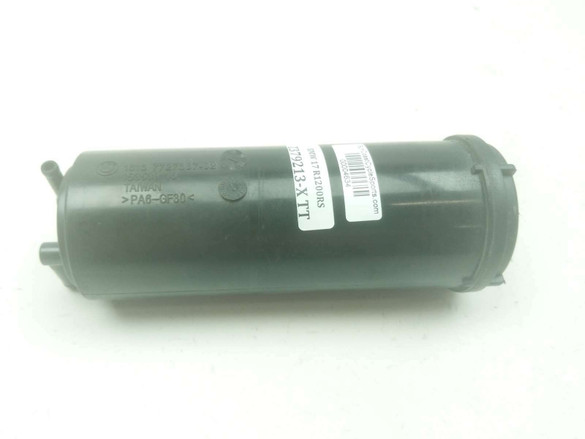 17 BMW R1200RS EVAP Emissions Can Canister Vacuum Pump 7727387-02 17 BMW R1200RS EVAP Emissions Can Canister Vacuum Pump 7727387-02
