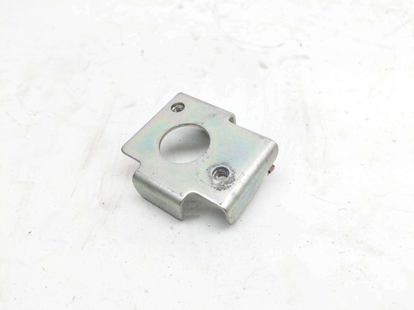 09 Suzuki VZ 1500 Intruder Boulevard M90 Mount Bracket (B) 09 Suzuki VZ 1500 Intruder Boulevard M90 Mount Bracket (B)