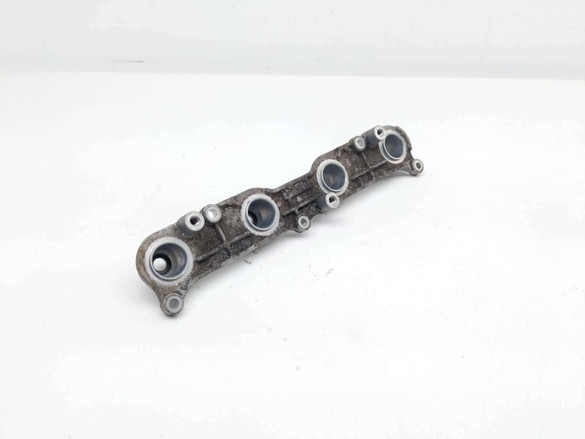03 Honda CBR600RR CBR 600 Gas Fuel Injector Manifold Rail 03 Honda CBR600RR CBR 600 Gas Fuel Injector Manifold Rail