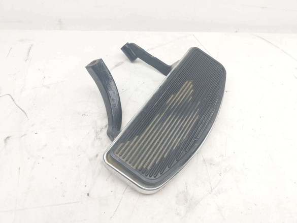 07 Harley FLHRCI Road King Classic Left Front Driver Floorboard Foot Peg 07 Harley FLHRCI Road King Classic Left Front Driver Floorboard Foot Peg