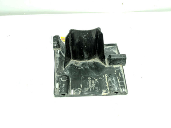 16 Can Am Spyder F3-T Roadster SE6 Front Left Cover 16 Can Am Spyder F3-T Roadster SE6 Front Left Cover