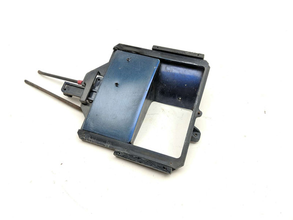 86 Suzuki Cavalcade GV 1400 Vent Ventilator Lid Cover Actuator 86 Suzuki Cavalcade GV 1400 Vent Ventilator Lid Cover Actuator