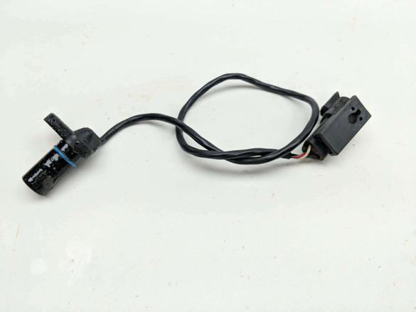 02 Harley Davidson VROD VRSCA Speed Speedo Speedometer Sensor 02 Harley Davidson VROD VRSCA Speed Speedo Speedometer Sensor