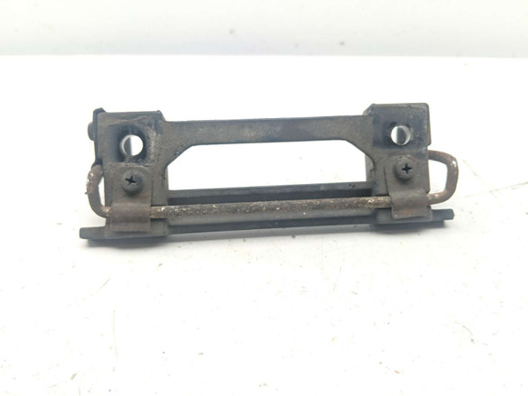 04 Kawasaki EX 500 Ninja 500R Front Driver Seat Latch