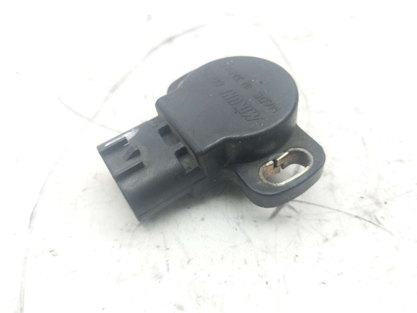 99 Suzuki VL1500X Intruder LC Throttle Body Position TPS Sensor 99 Suzuki VL1500X Intruder LC Throttle Body Position TPS Sensor