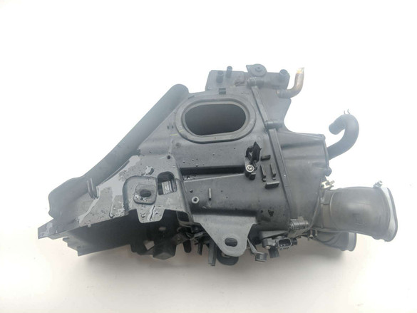 19 Triumph Bonneville Speed Twin Air Box Filter Cleaner Housing Air Filter 2202676