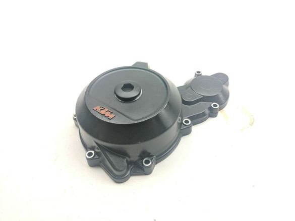 19 20 KTM Adventure 790 Engine Motor Alternator Side Cover