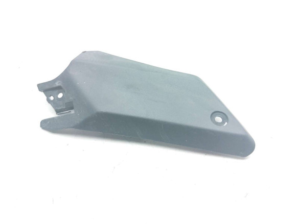 22 Yamaha YZF-R7 YZF R7 Rear Left Trim Fairing Cover Panel BEB-28219