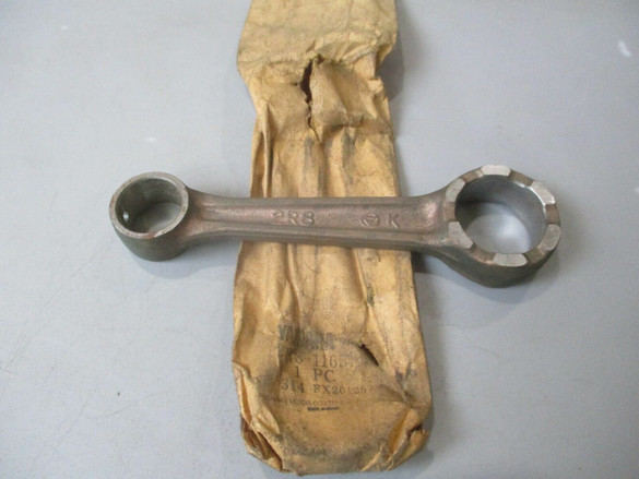 NOS Yamaha OEM Connecting Rod 1970-1972 R5 2R8-11651-00