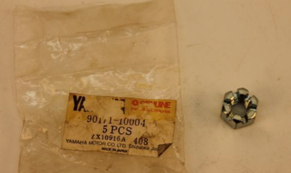 NOS 1973-1992 Yamaha YZ GT DT MX XT IT RD XS SR RZ Castle Nut 90171-10004