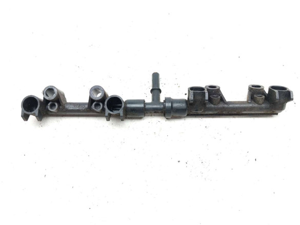 11 Kawasaki ZX6R Ninja Fuel Injection Injector Rail B