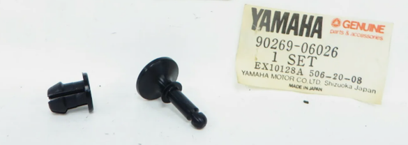NOS Genuine Yamaha Special Shape Rivet 82-83 90269-06026 QTY 2