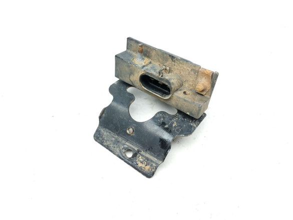 12 Can Am Outlander 800R X-MR Plug Mount Bracket Holder