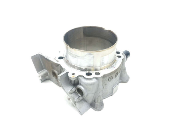 13 Ducati Multistrada 1200 Engine Motor Cylinder Head Jug B